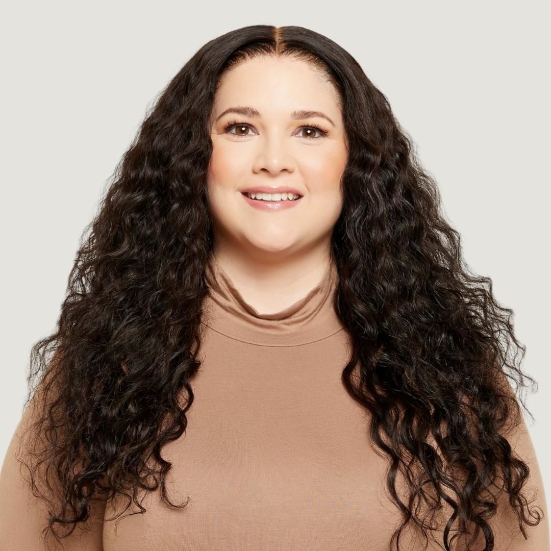Natural Black Wavy HD Lace Wigs